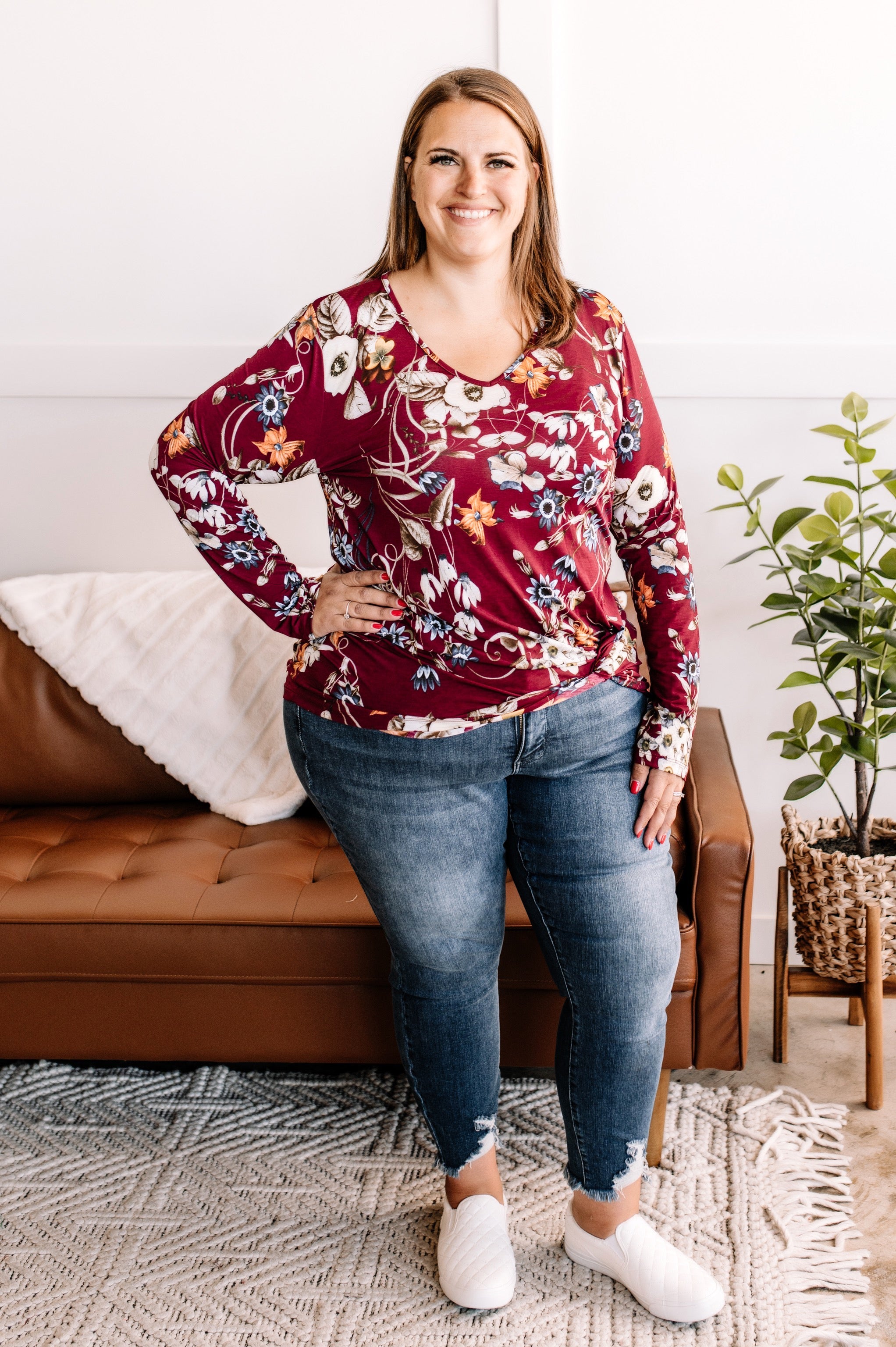 Chance Of Blooms Front Knot Top In Burgundy